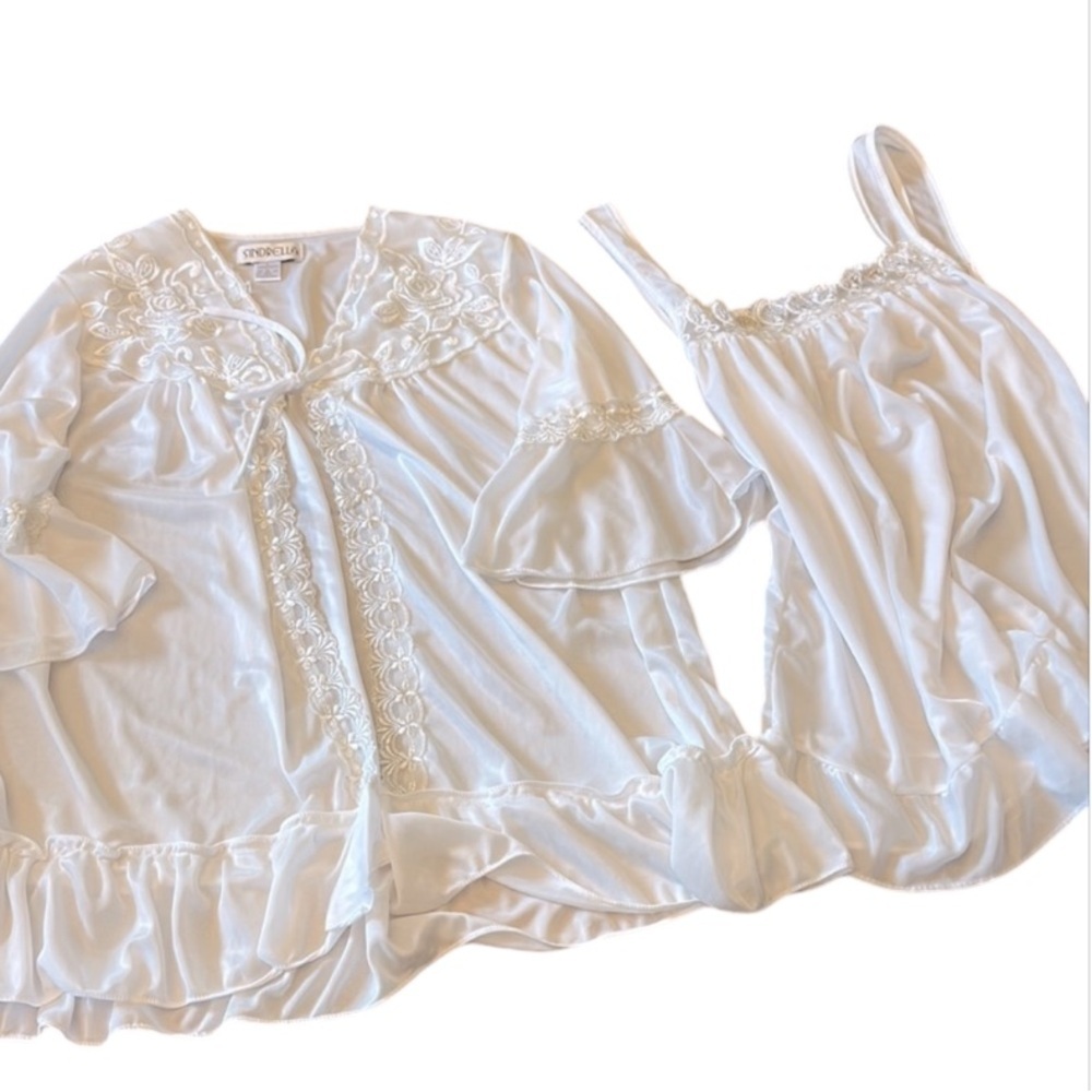 SINDRELLA ⭐️ vintage sleepwear